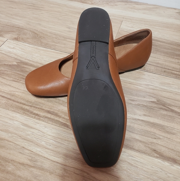 Vionic Alameda Mary Jane Tan Size 11 New Condition Comfort Casual Versatile - Picture 2 of 4